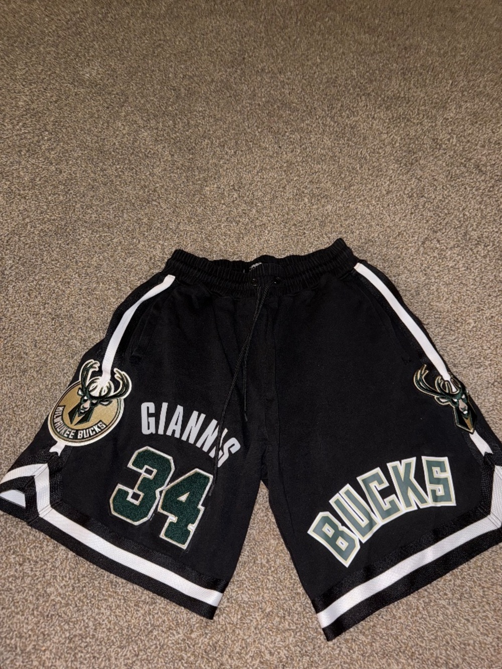 Milwaukee Bucks shorts